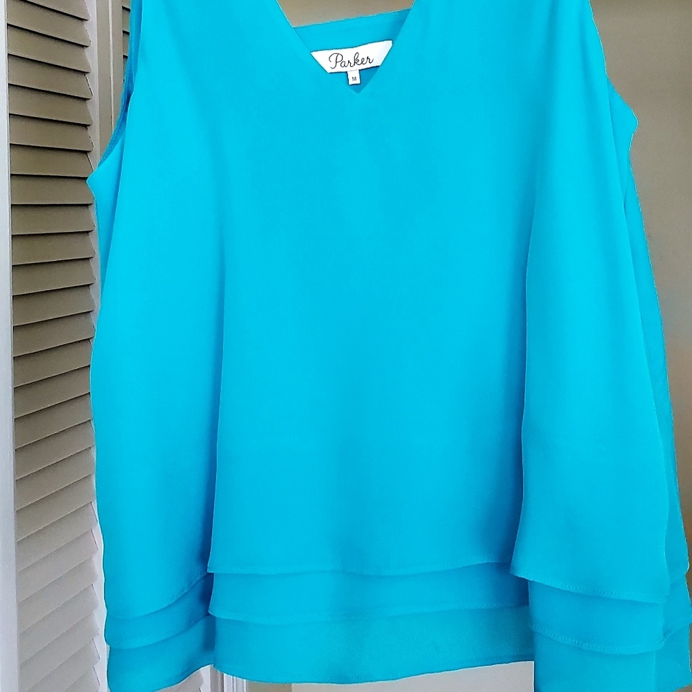 Parker tank with layered bottom. Only worn once.